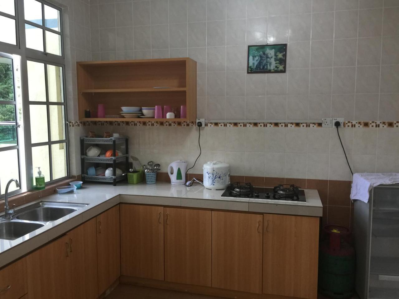 Cameron Supersave @ Crown Imperial Court Brinchang